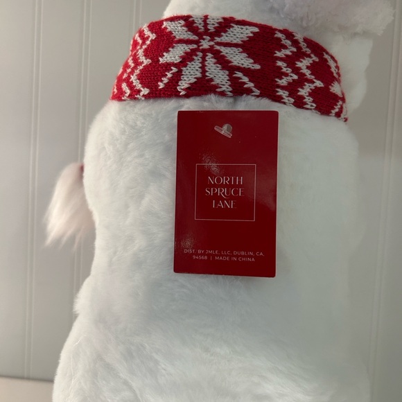 Festive White Polar Bear with Red Accents - Picture 5 of 9